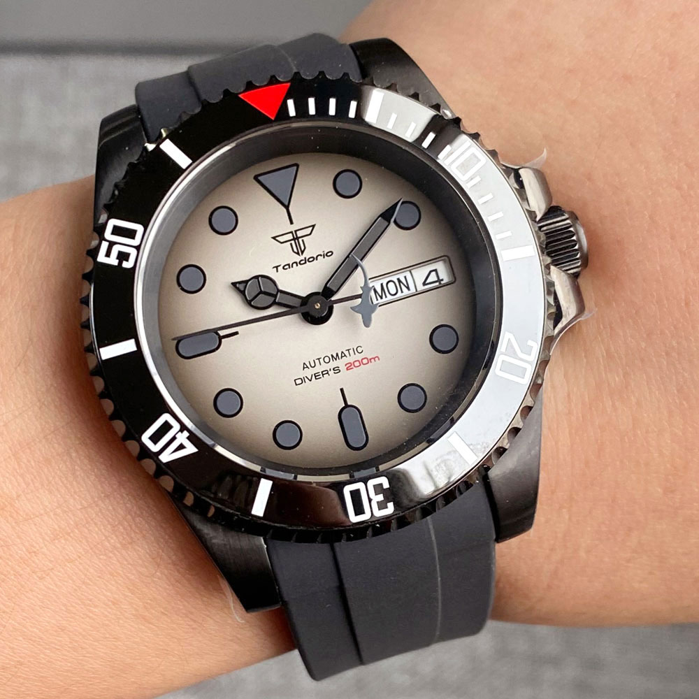 Tandorio-Reloj Automático NH36 - Rubber Strap Diver reseña y precio